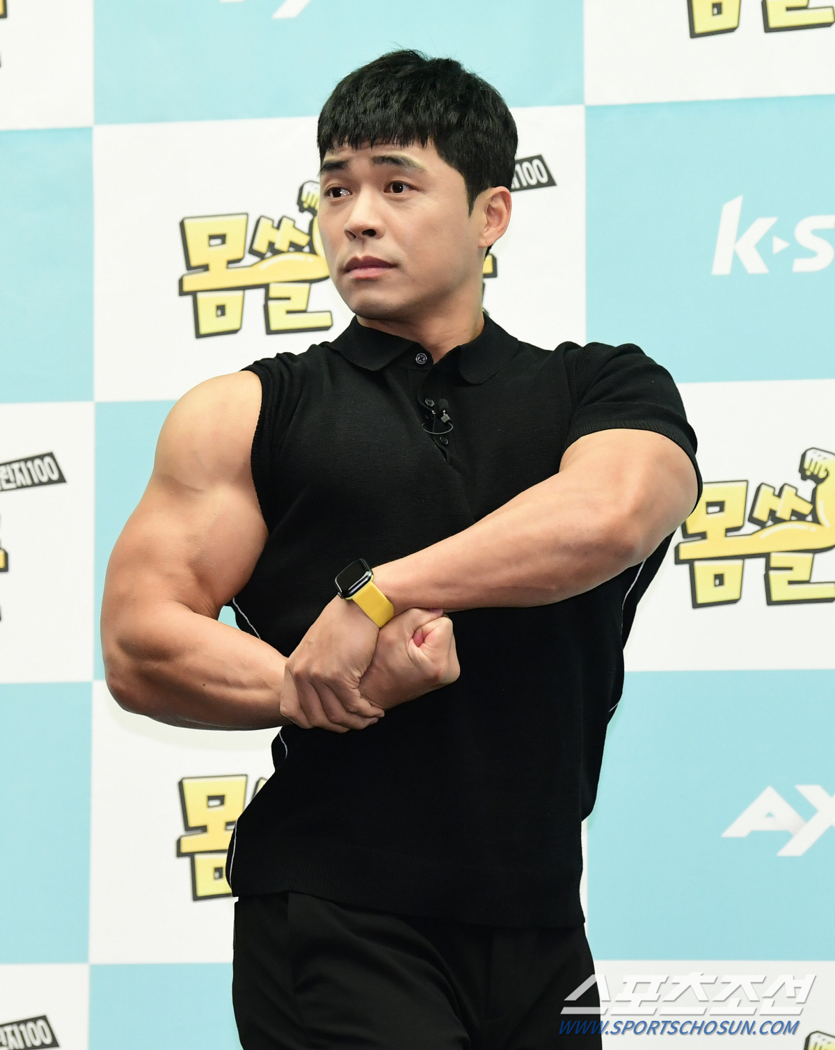 [SC현장]근수저 김민경x'피지컬:100' 4人, '몸쓸것들'로 근육 케…