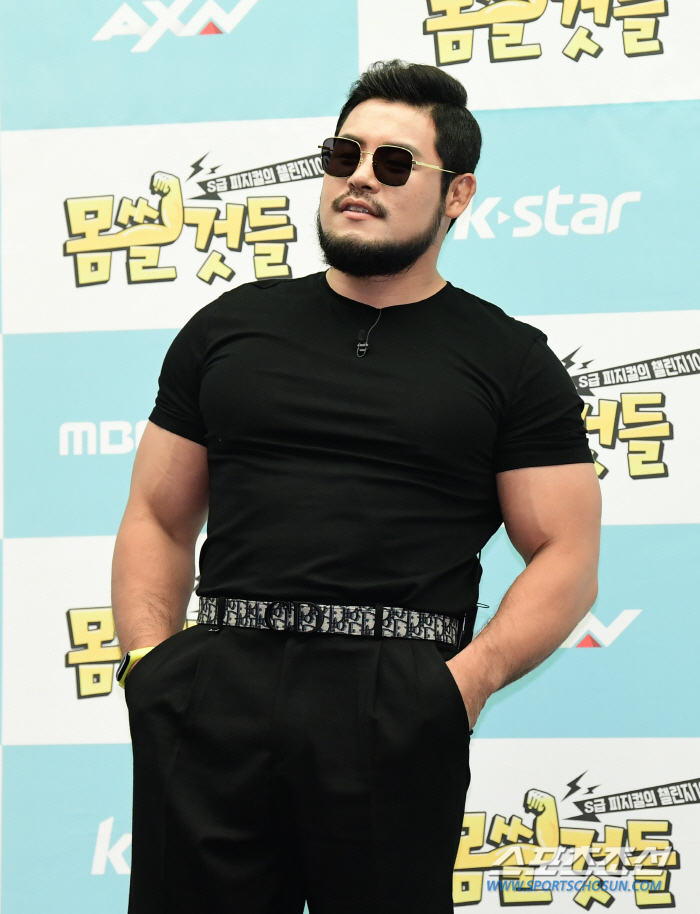 [SC현장]근수저 김민경x'피지컬:100' 4人, '몸쓸것들'로 근육 케…