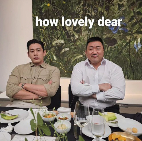 '글로벌★' 유태오, 마동석X김혜수와 깜짝 만남…'벌크업' 몸매 눈길