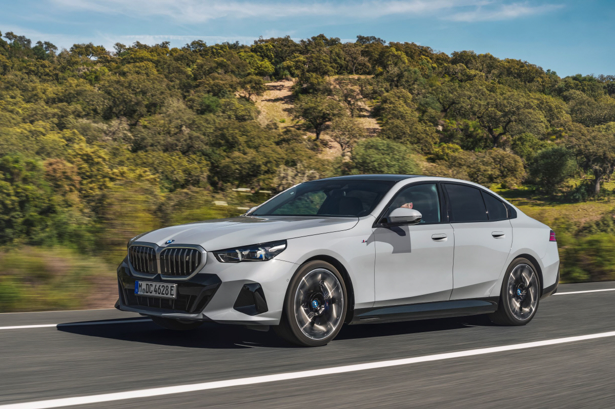 BMW 8세대 5시리즈 10월 국내 상륙