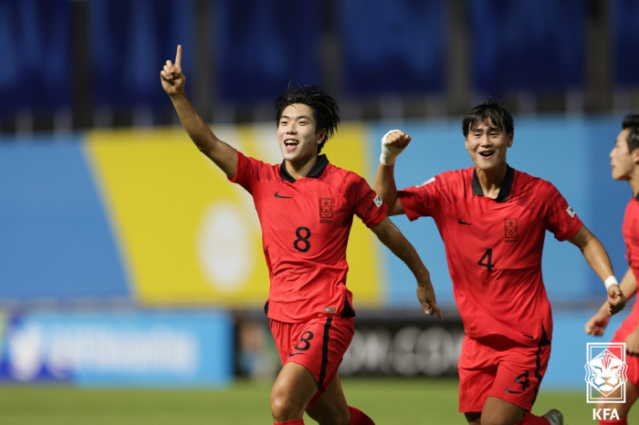 '21년만의 우승 보인다' 변성환호, 우즈벡 1대0으로 꺾고 U-17 아…