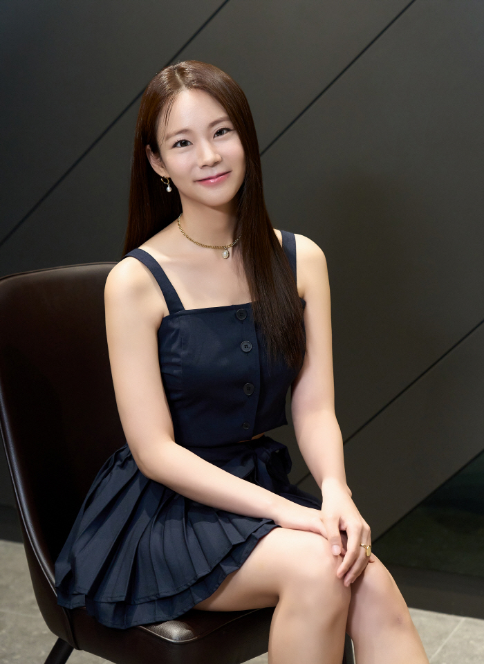 [인터뷰②] '빈틈없는 사이' 한승연 "'DSP 후배' 이지훈, 날 모신…