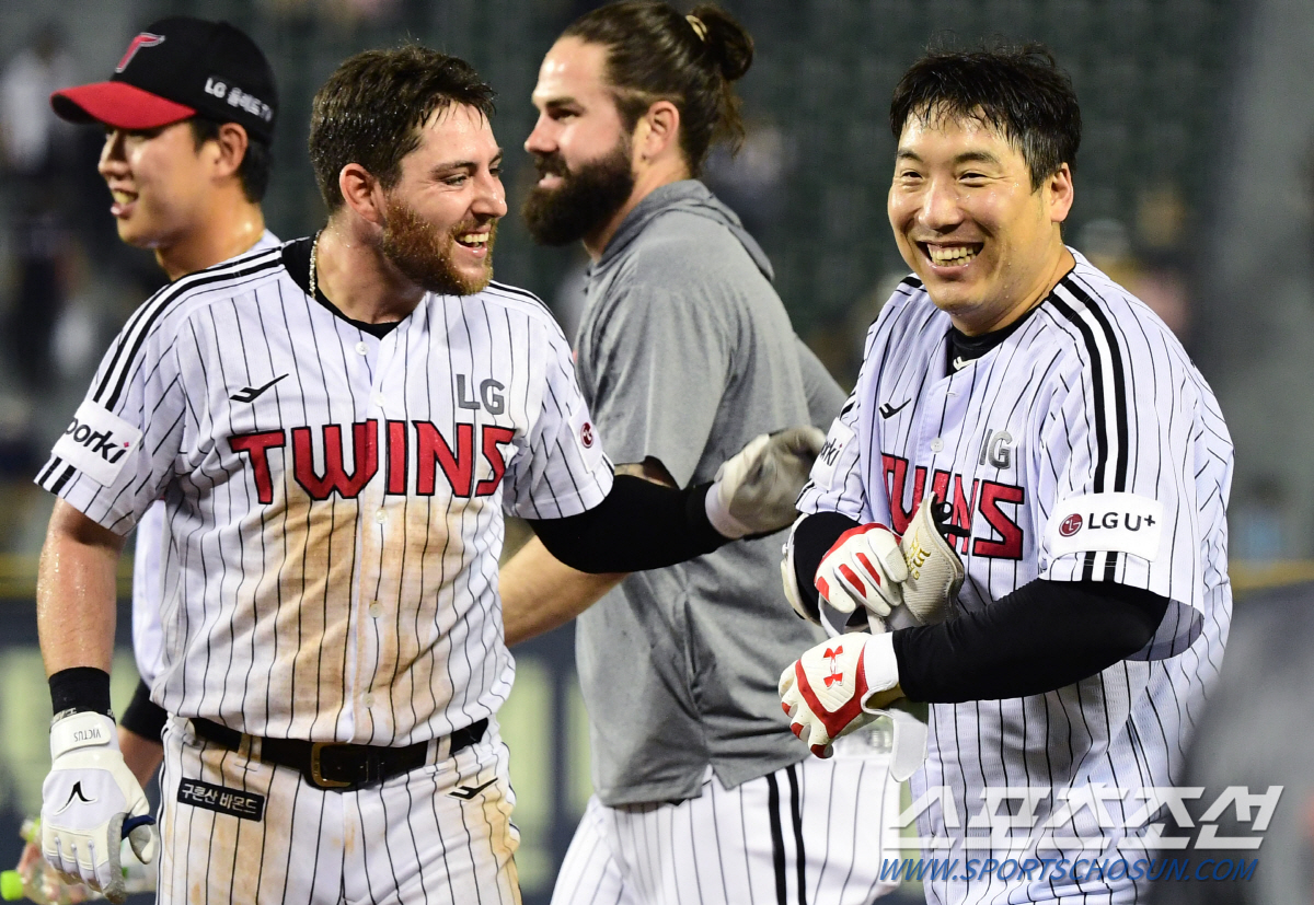 2167안타, 230억 FA재벌의 끝내기 안타 비기 공개. "상대도 부담…