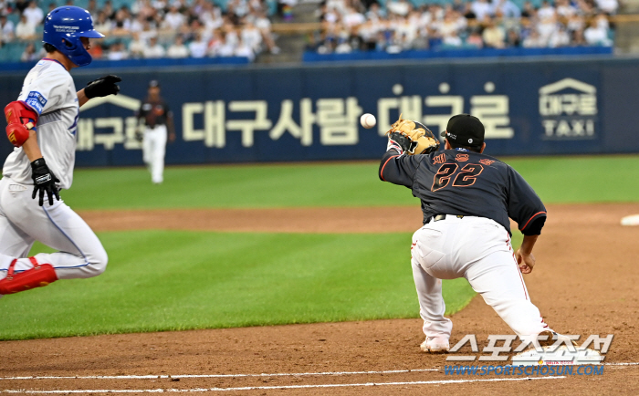 '수비를 믿으면 안 된다고? 이젠 믿어줘' 날렵한 호수비로 에이스 어깨 …