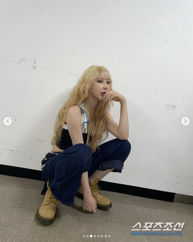 '퀸덤퍼즐' 하차 이채연, 에너지 넘치고 밝은 표정…"재밌었던 하루"