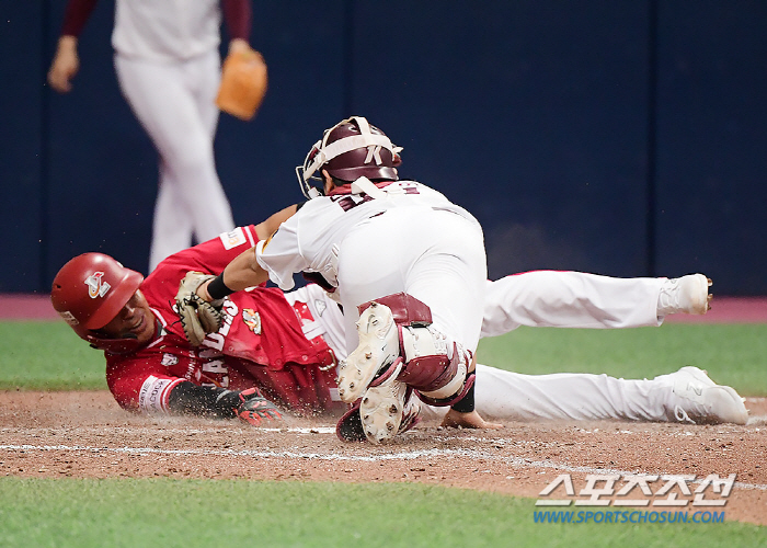 '이적생' 강진성 첫 3타점, '키움 천적' SSG, 짜릿한 재역전승 키…