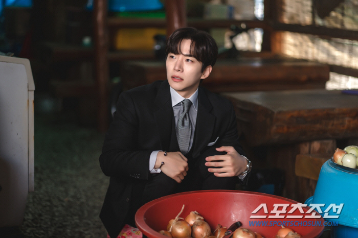 '킹더랜드' 이준호, 김영옥 만나 '예비 손주 사위 테스트'…구원의 수난…
