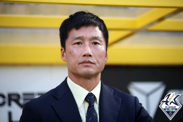 [현장인터뷰]이정효 감독 "울산, 여우 같은 선수 多" vs 홍명보 감독…