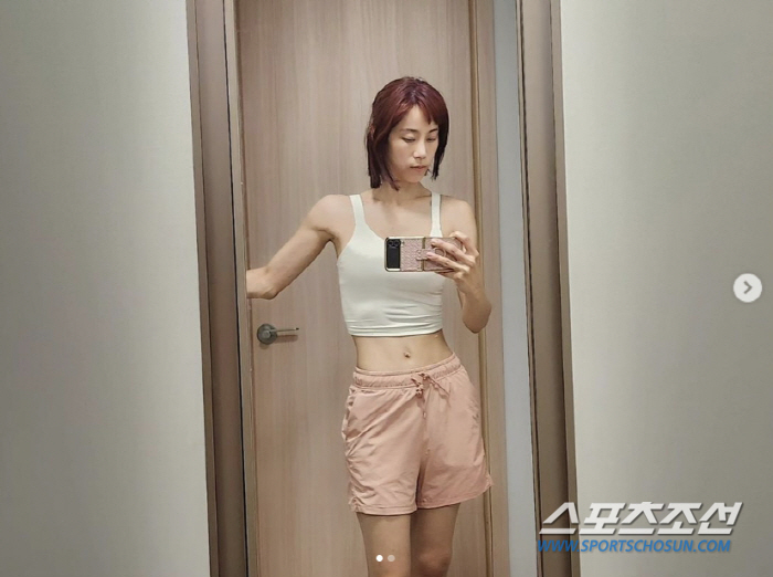 [종합]'165㎝·37㎏' 조민아, '심각 저체중→기적의 복근'. "엄마…