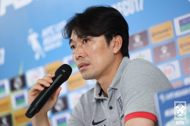 '아쉬운 준우승' 변성환 감독 "경기 운영 미흡, 일본과 리벤지 매치 하…