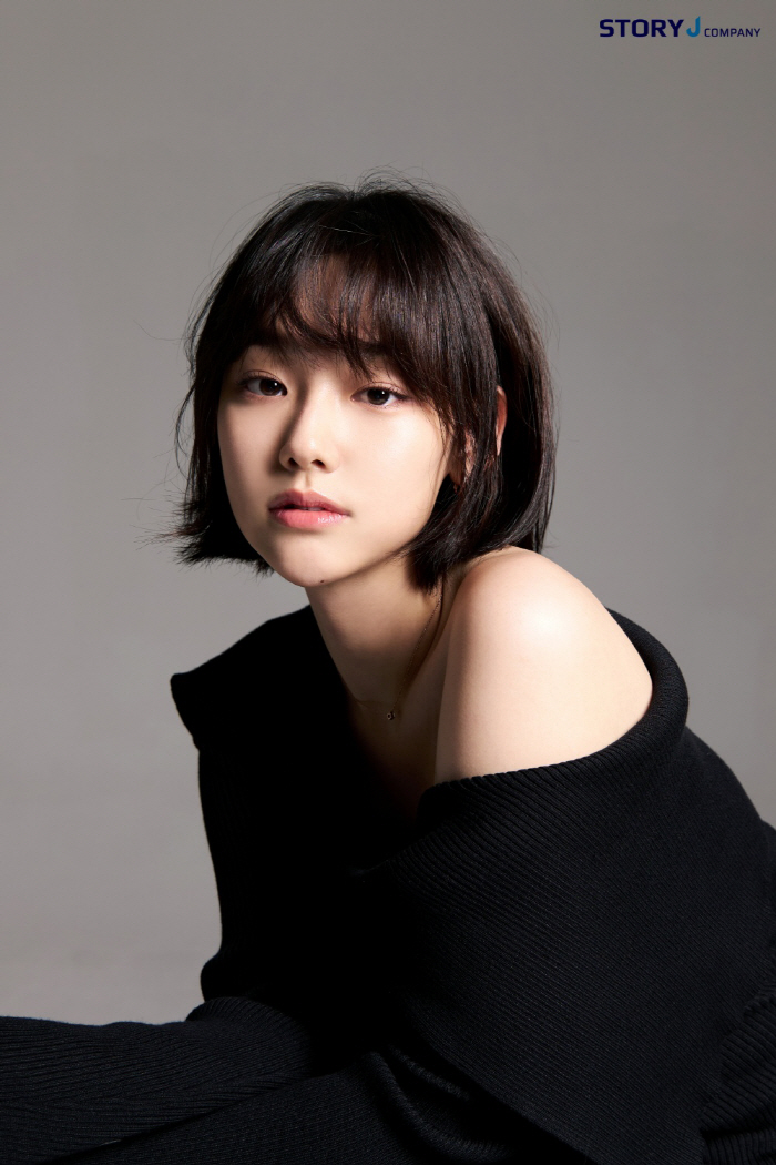 '가수→배우' 강미나, 스토리제이컴퍼니 전속계약.. 김태희·서인국 '한솥…