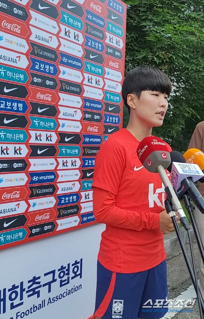 '10년만의 상암벌 A매치'벅찬 지소연 "관중석서 男경기 바라만봤는데..…