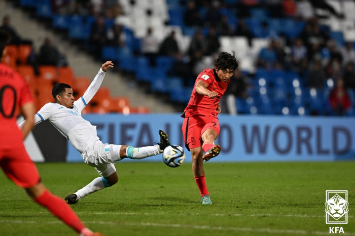 [인터뷰]U-20 4강→포르티모넨세 완전 이적, '조용한 킬러' 김용학의…