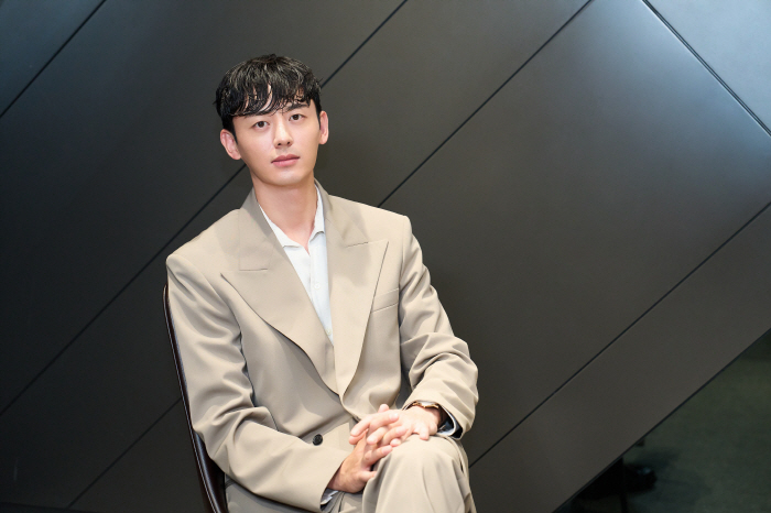 [인터뷰③] 이지훈 "'천만배우' 고규필, 한국 영화계의 요정…♥에이민 …