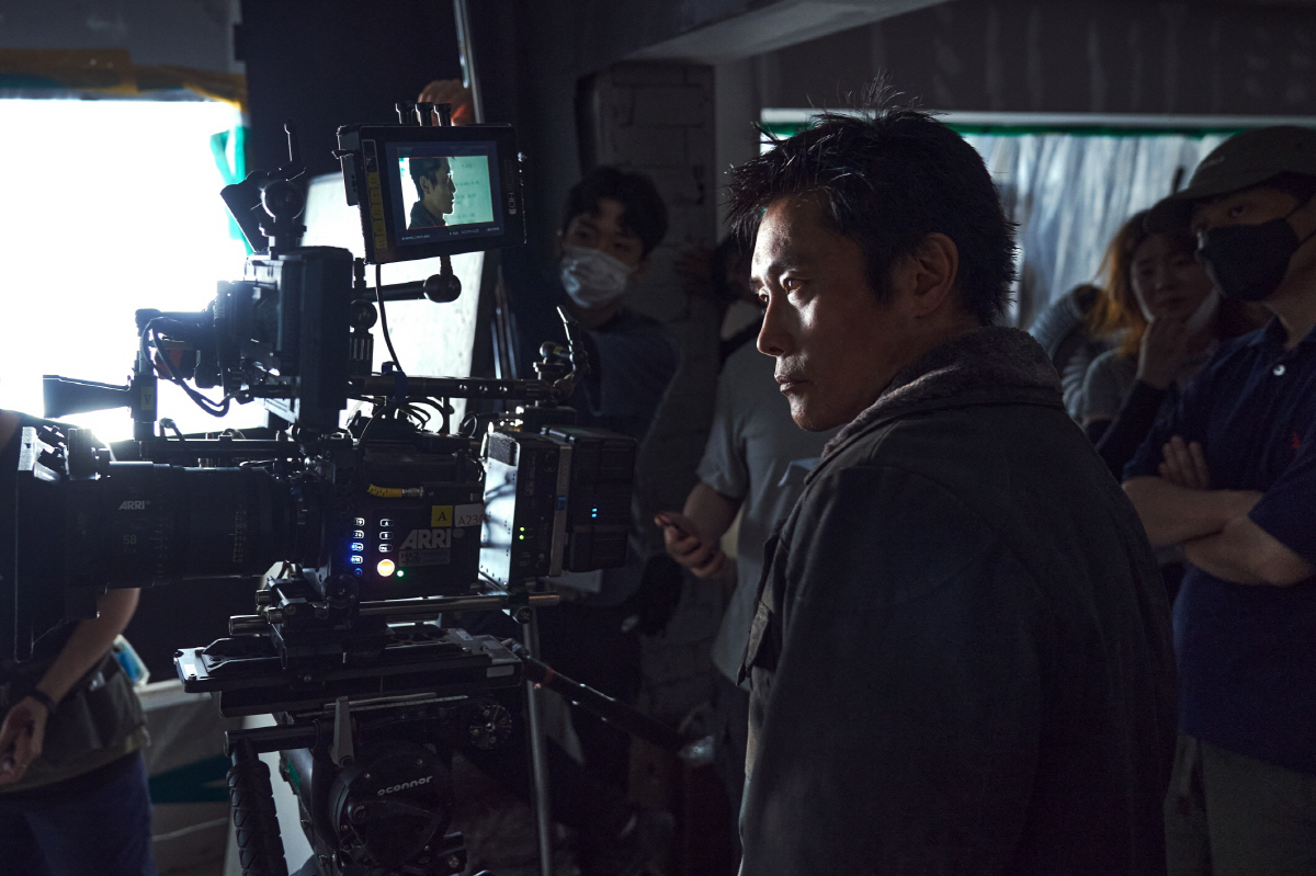 이병헌X박서준X박보영 "연기 유토피아" 눈 뗄 수 없는 강렬한 첫 만남 …