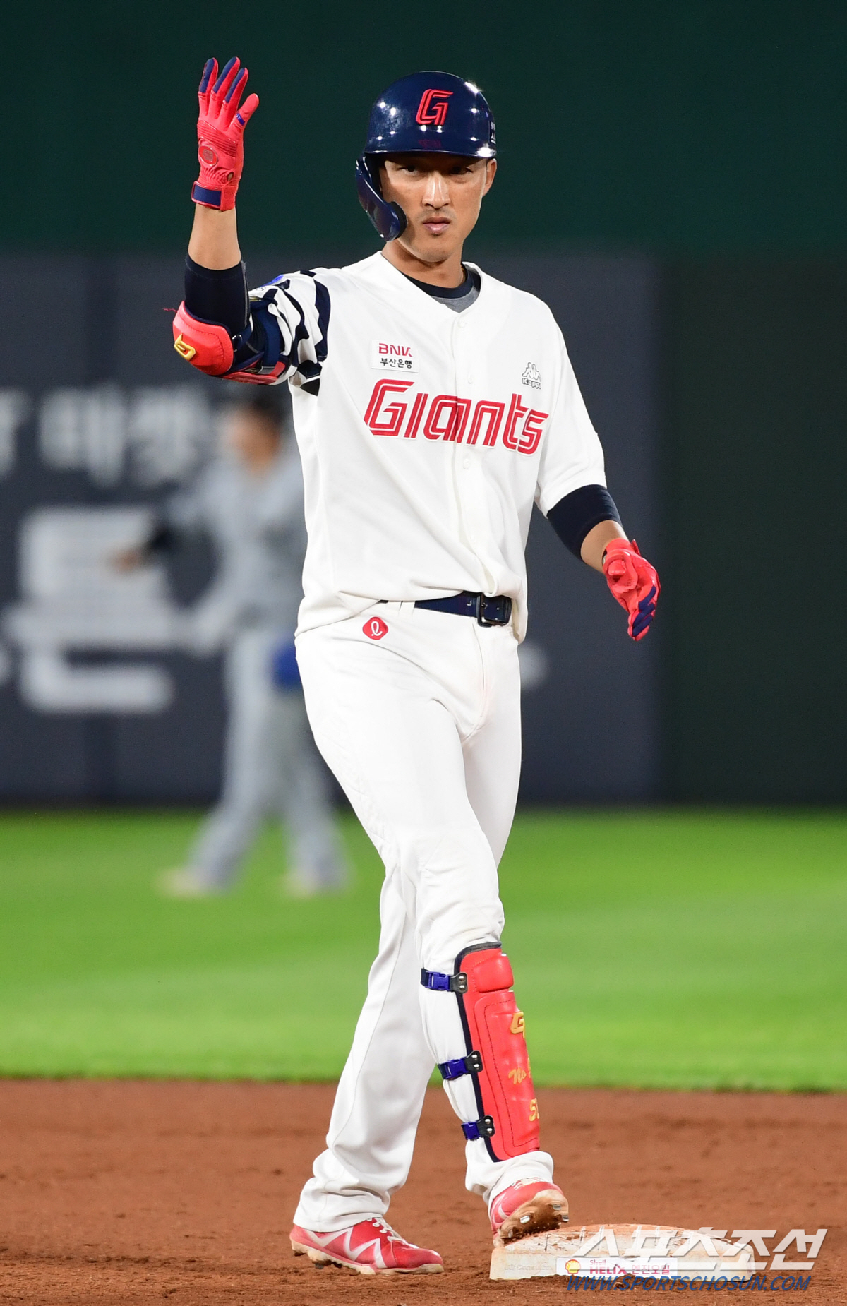 '클러치히터' 50억 유격수가 돌아왔다! 노진혁 1군 등록→김민수 2군행…