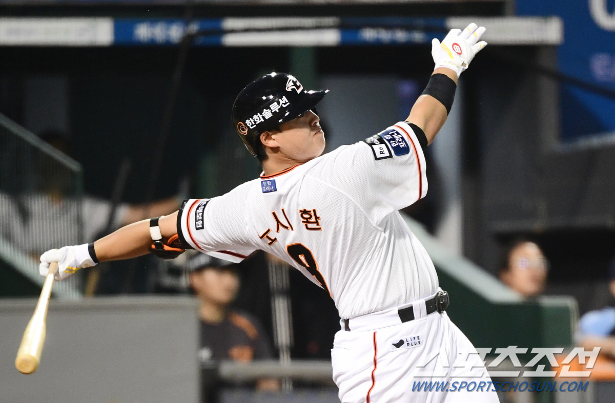 '타구속도 173㎞!' 미친 타격감 노시환, 5G 5홈런→'타율 0.06…