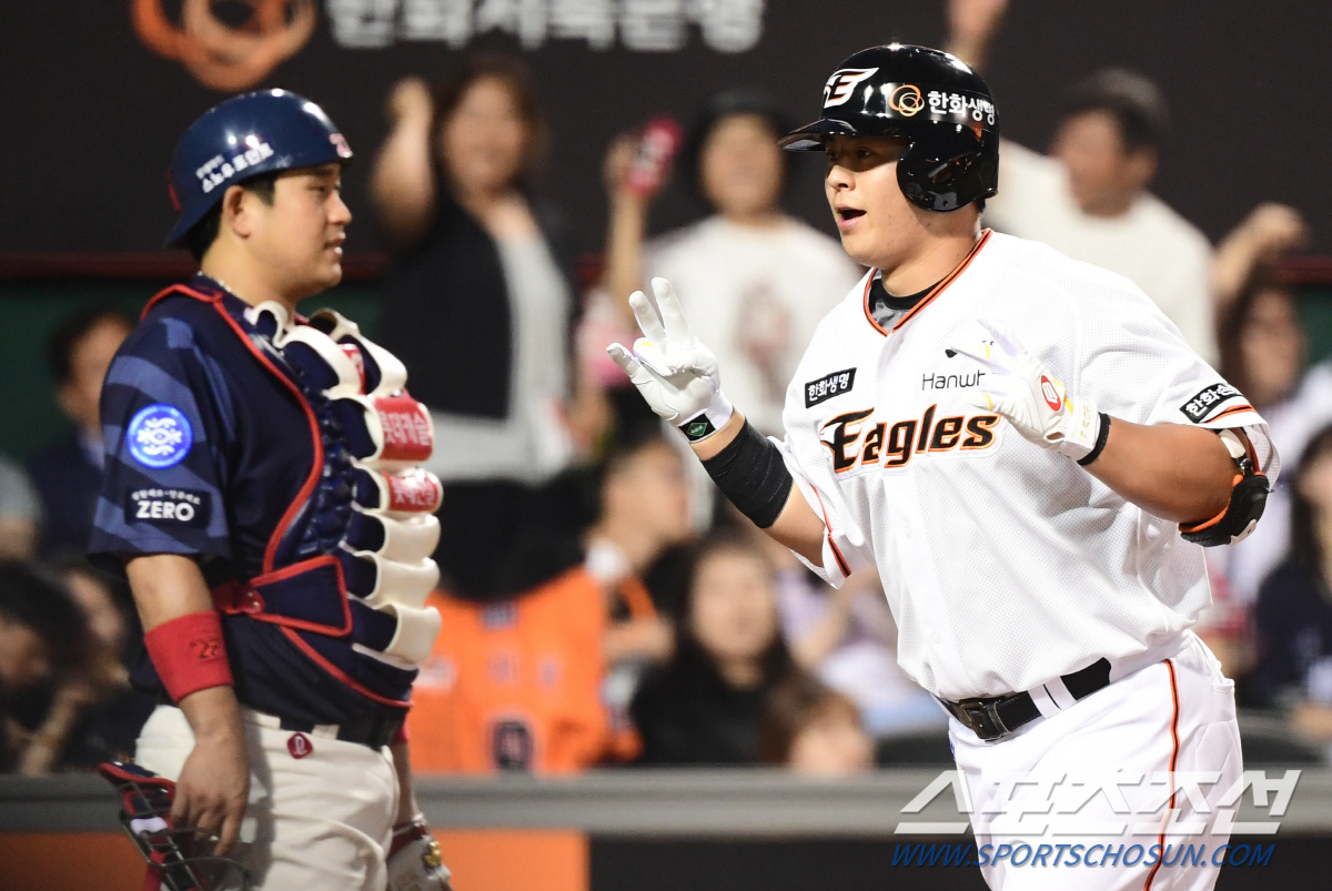 '최재훈 3타점+노시환 173㎞ 18호포' 최강한화 누가 막으랴…롯데 3…