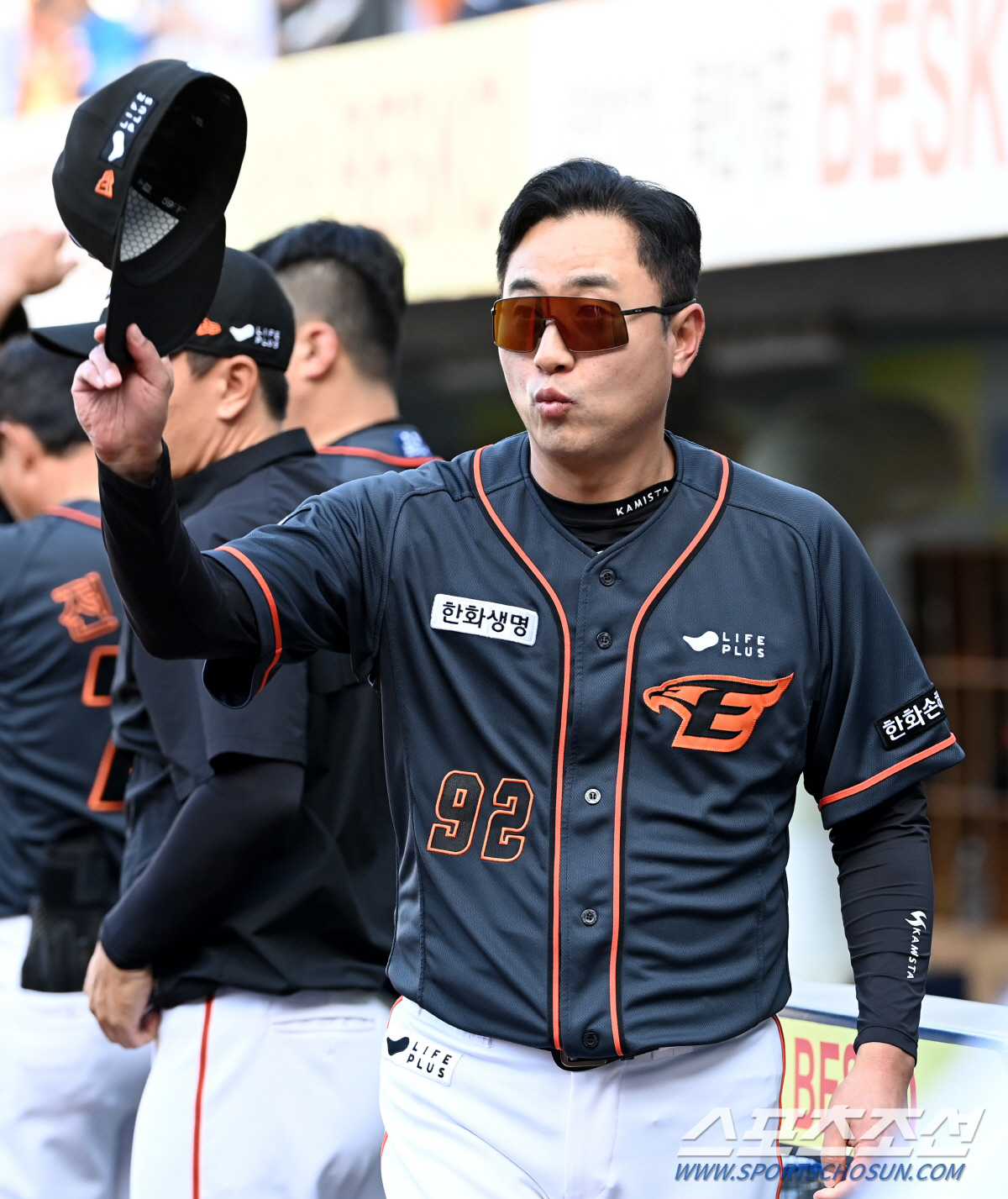 "분위기 가라앉을뻔…" 8연승 종료→재시작? 한숨 돌린 사령탑의 속내 […