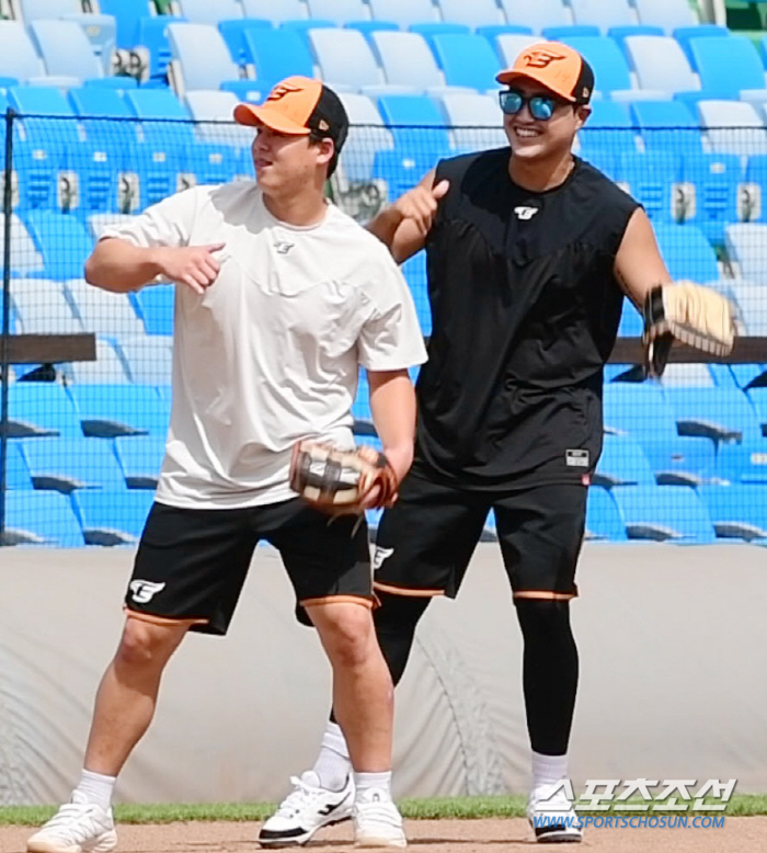 '이글스 홈런왕은 테크노 전사' 노시환-채은성-김태연 댄스 배틀의 승자는…