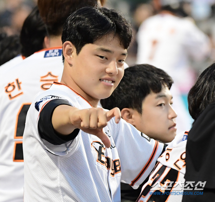 'DJ문 렛츠 기릿!' 160㎞ 투수의 깜짝 디제잉 볼수 있나요? '꿈의…