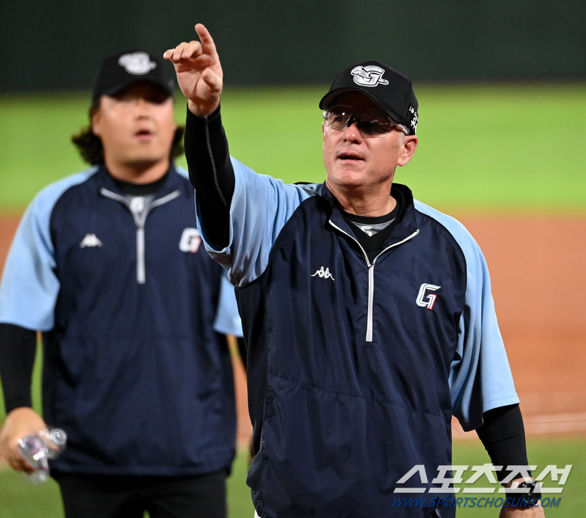 '36승36패' 시즌의 반환점→승률 5할…롯데는 가장 높은 곳을 바라본다…