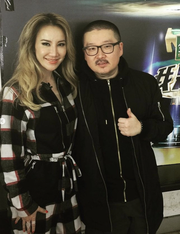 "몰래 암 투병했다" 코코 리, 우울증 끝 별이 된 '중화권의 투사' […