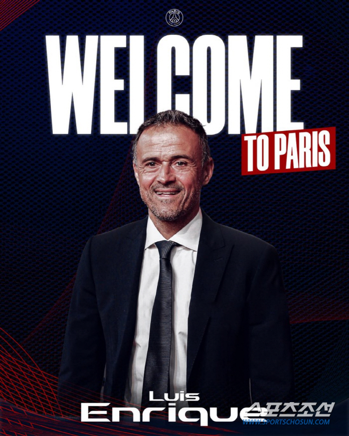 '명품 수트 입은 이강인+태극기 배경' PSG 옷피셜 강력한 힌트, 6명…