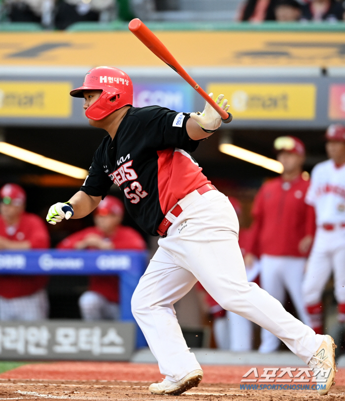7월 타율 .471, 드디어 부활하나 싶었는데…한 달 간의 와신상담 물거…