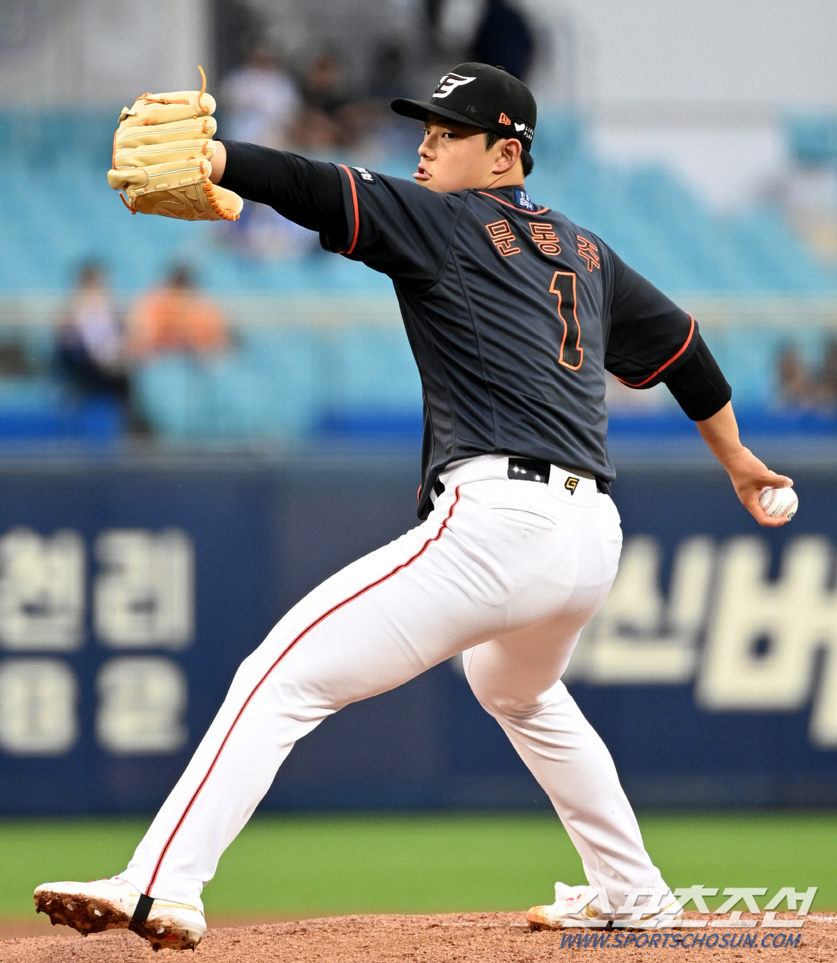 혹시 한화가 가을야구 한다면…그래도 문동주 등판은 없다, 아시안게임까지 …