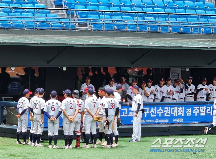 "사이드암 맞대결 대비 주효" 윤한선 6이닝 역투…경동고, '박기호 5이닝 5실점' 청주고 제압 [청룡기]