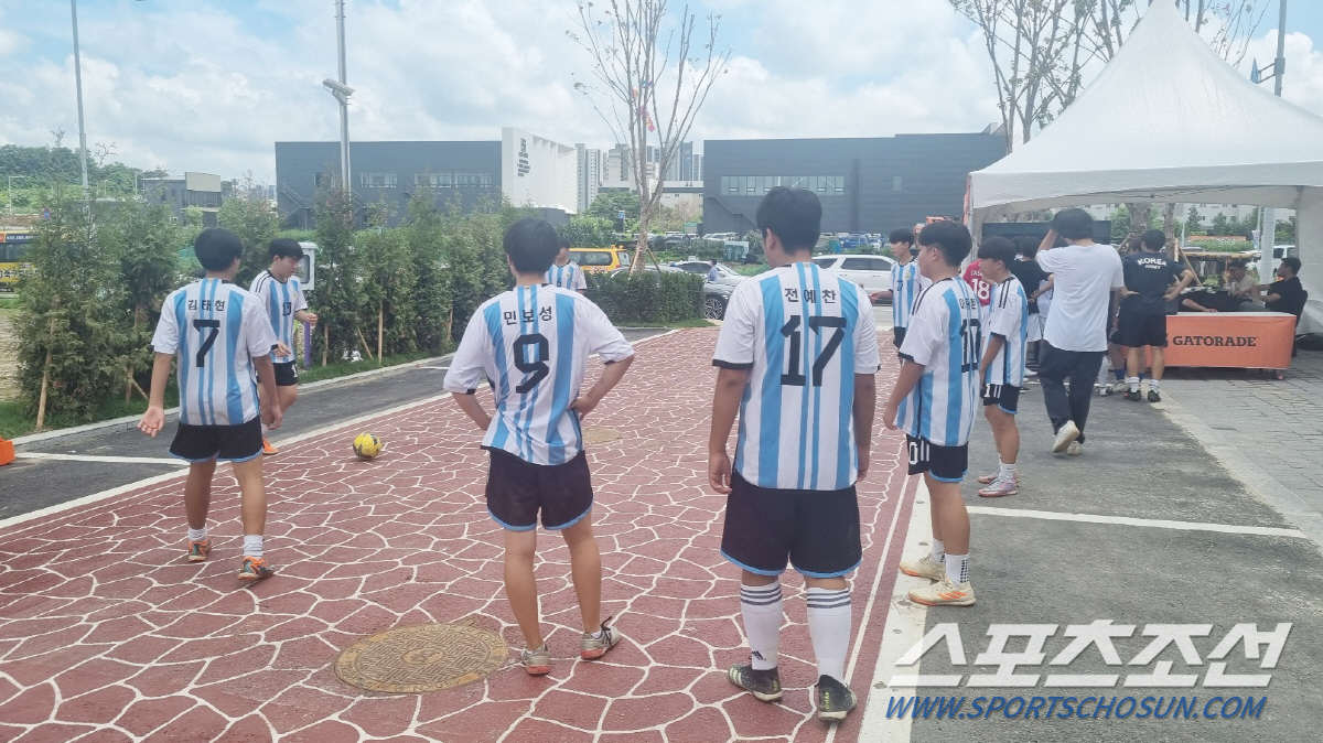 역대급 폭염에 '시원한 풋살'을 즐긴다, 최신식 돔 풋살장 '더피치 평택…