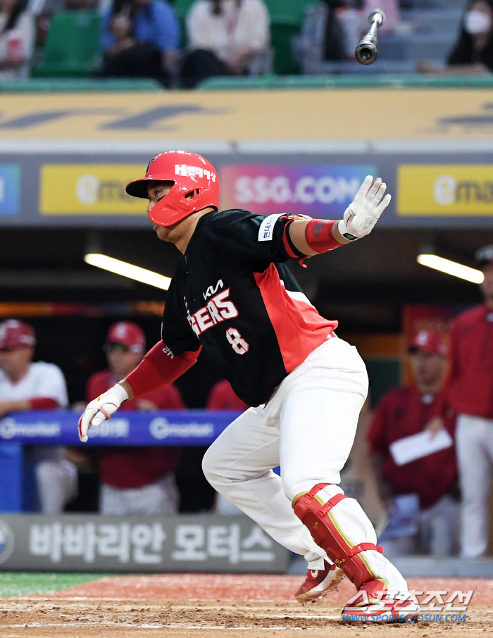 "주자 있을 때 기대해." 어린 투수 이끌어주고. 득점권 타율 8할. 4…