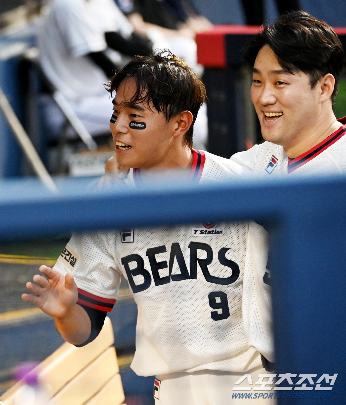 46억원 FA 보상선수, 이적 첫 홈런도 터졌다…사이클링히트 '2루타'만…