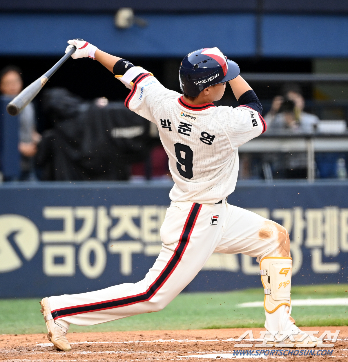 46억원 FA 보상선수, 이적 첫 홈런도 터졌다…사이클링히트 '2루타'만…