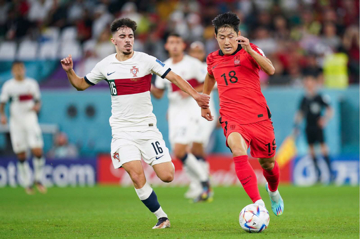 '메시 대체자' KING 이강인 PSG 韓 첫 입성 '가치 증명할 일만 …