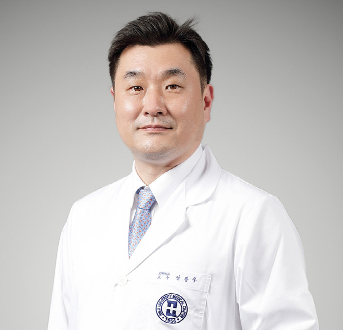 의정부을지대병원 남광우 교수 100세 환자 고관절 수술 성공