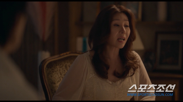 '아씨두리안' 최명길, "시애미 몸에 손을 대?" 격노… "어머니 생각뿐…