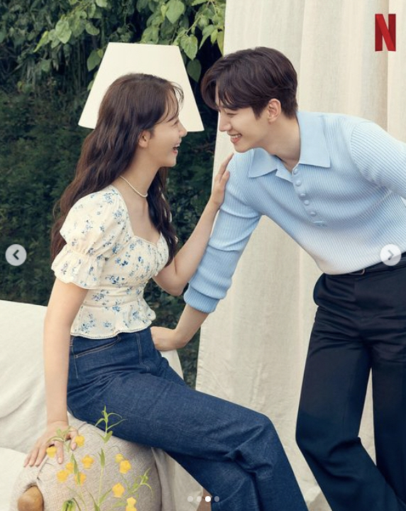이준호♥임윤아, 이러니 열애설 나지..'꿀뚝뚝 눈빛+밀착 스킨십'