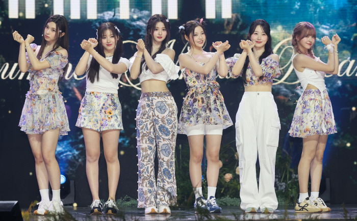 [SC현장] 엔믹스, JYP표 믹스팝으로 돌아온 '청량 서머퀸'