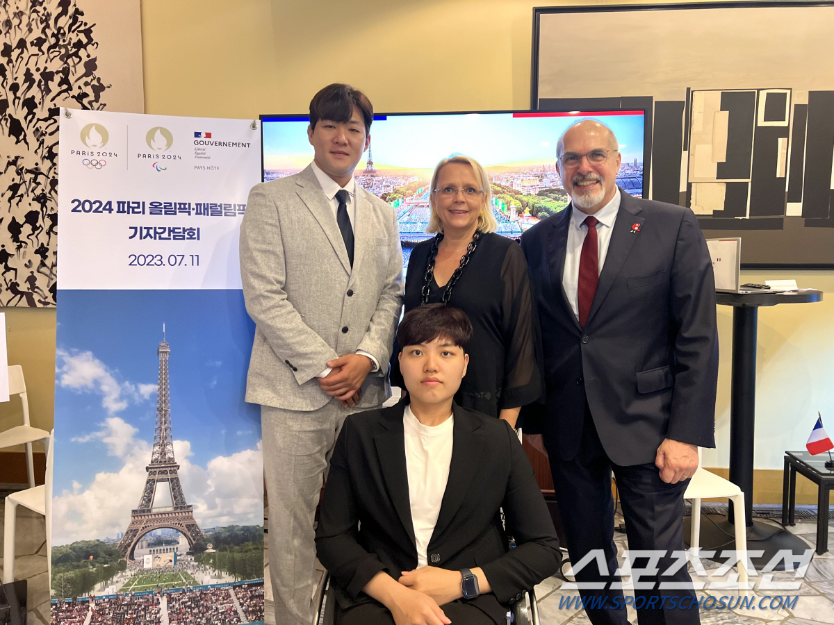 '모두의 올림픽'파리2024,올림픽X패럴림픽 함께 표기해주세요![G-1년…