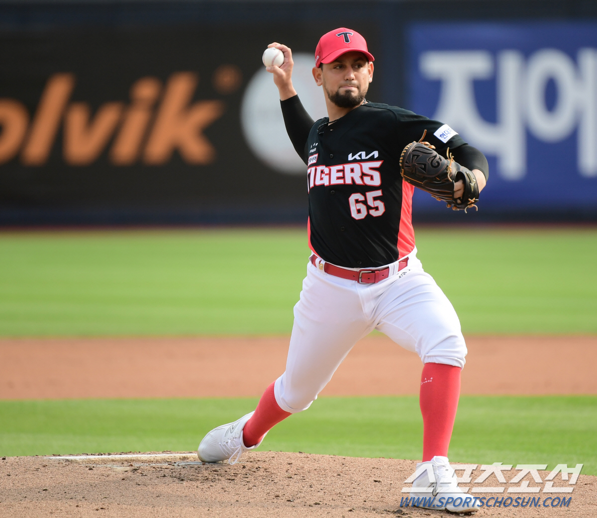 비가 만든 '산체스→파노니' 연속 출격, 한남자의 확신과 기대 "볼넷↓,…