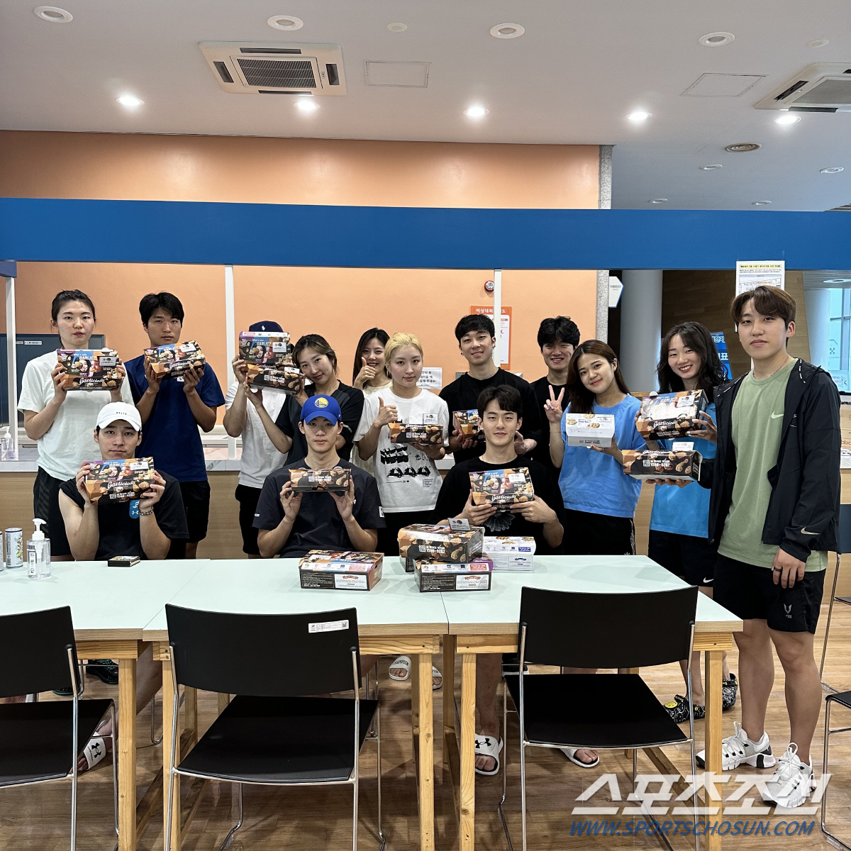 '치킨연금' 빙상 회장님,이번엔 선수촌에 '초복맞이' 치킨세트 쐈다
