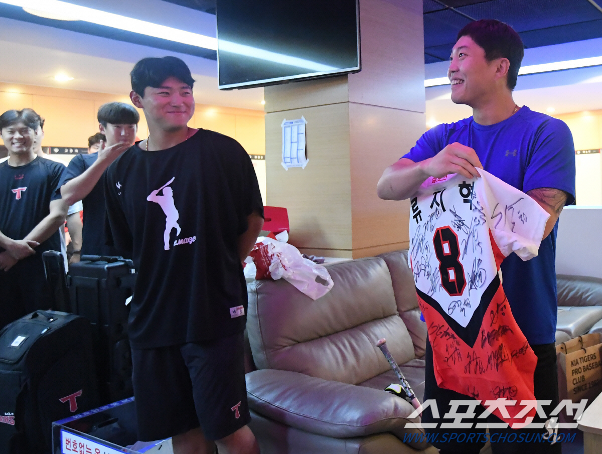 류지혁과 김태군의 엇갈림, 뒤바뀐 사자와 호랑이는 서로를 몰랐다 [광주 …