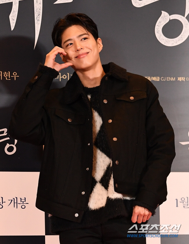 [SC줌人] 박보검, 데뷔 첫 뮤지컬 도전..'폭싹 속았수다'→'렛미 플…
