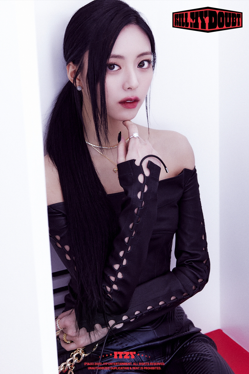 ITZY, 신보 '킬 마이 다웃' 콘셉트 보니…올블랙으로 시크한 아우라