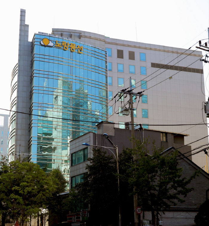 노랑풍선 "2분기 패키지 상품 예약률 전년 대비 1200% 증가"