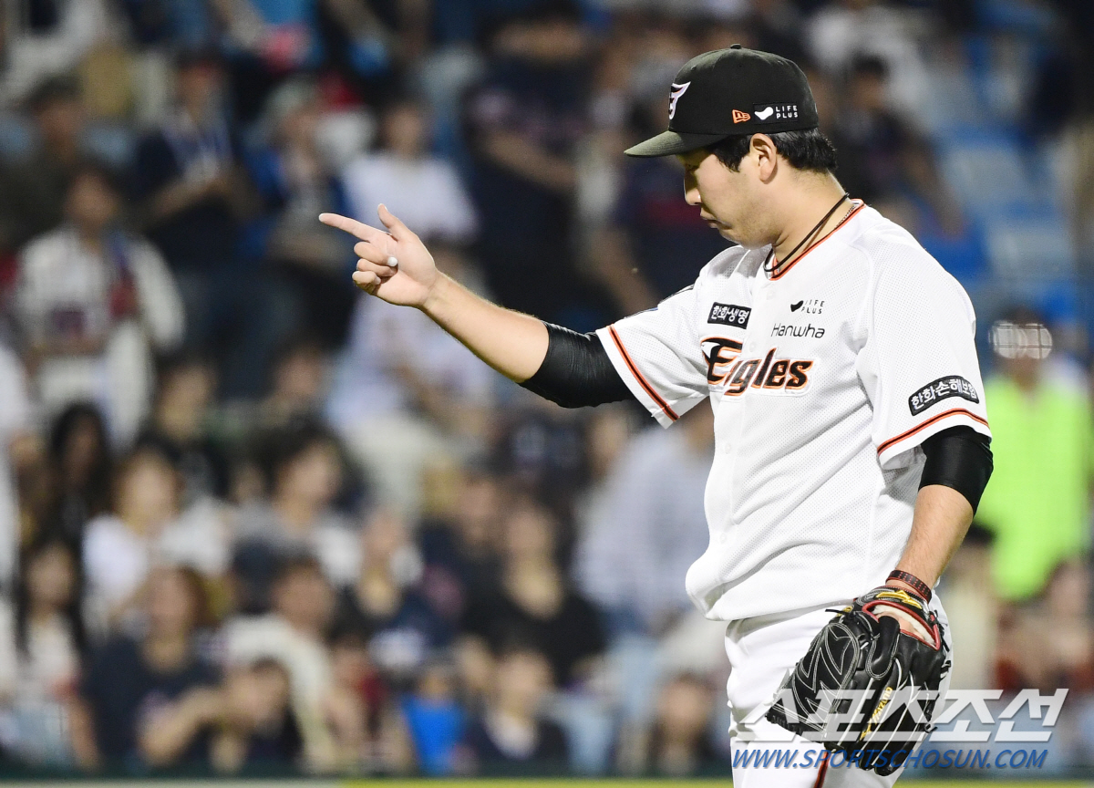 뒷문 때문에 고생했던 한화…이제 지키는 야구가 된다고? 김범수-박상원 9…
