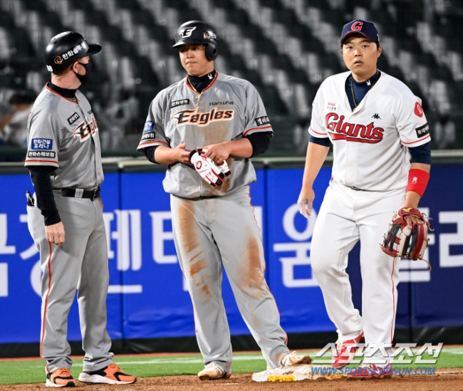 후배는 알을 깼는데, 선배는 퇴보했다…'차세대 거포' 극찬 받던 경남고 …