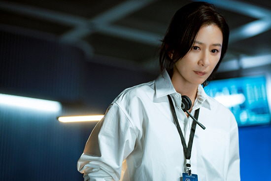 [SC초점] '밀수' 김혜수·염정아→'콘유' 박보영…여름 극장가 '女풍 …